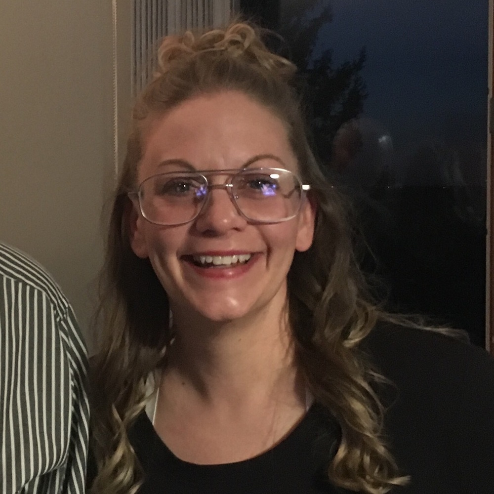 Meet your Posher, Cassie